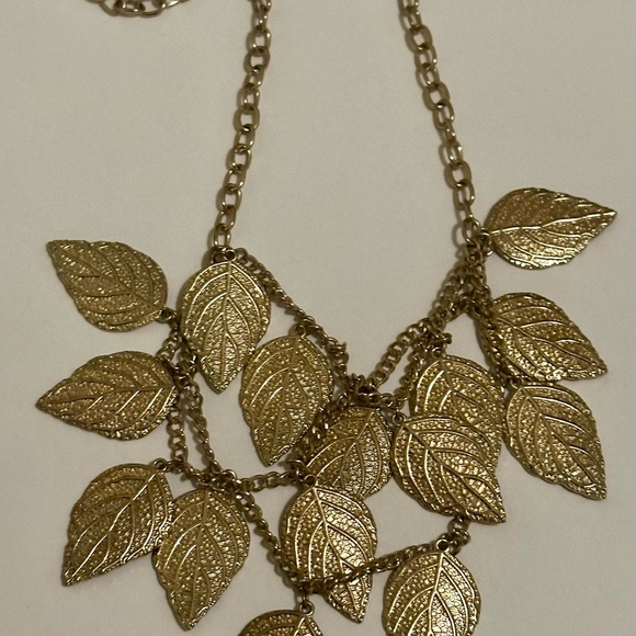 Gold-Toned Statement Necklace for Women - Vintage-Style Gold Leaf Design - Picture 11 of 16